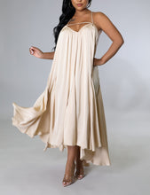 Load image into Gallery viewer, 🔥Satin Breeze Maxi Dress 🔥